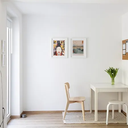 Apartamento With Terrace