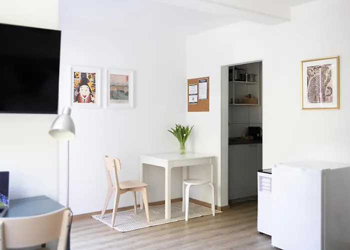 With Terrace Daire *